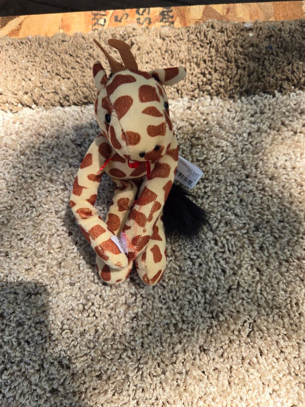 Oriental Trading Long Arm Hanging Giraffe Plush Velcro Hands Brown Spotted Toy
